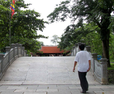 THANH HÓA – THÀNH NHÀ HỒ - SUỐI CÁ – LAM KINH – SẦM SƠN