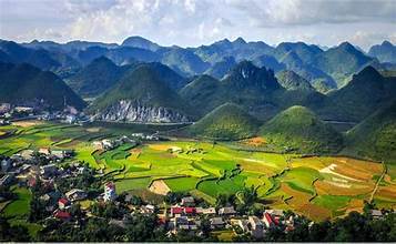 TH -  HÀ GIANG - QUẢN BẠ - YÊN MINH  -  LŨNG CÚ - ĐỒNG VĂN - MÈO VẠC – HẺM VỰC TU SẢN – SÔNG NHO QUẾ  4N3Đ