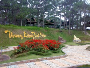 HỒ CHÍ MINH- ĐÀ LẠT - NHA TRANG - ĐÀ NẴNG - HUẾ- THANH HÓA